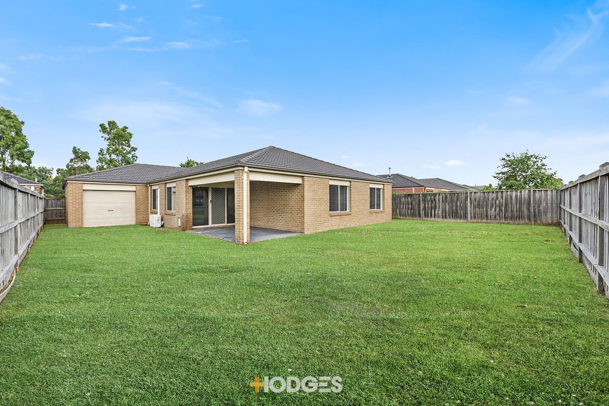 162 Linsell Boulevard Cranbourne East - Residential for sale