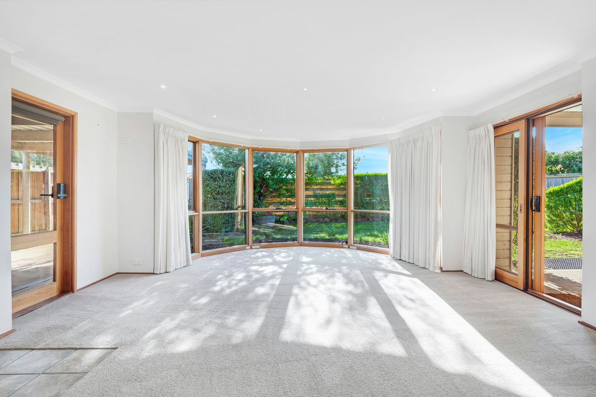 1 / 62 Powell St W  Ocean Grove - Residential for lease