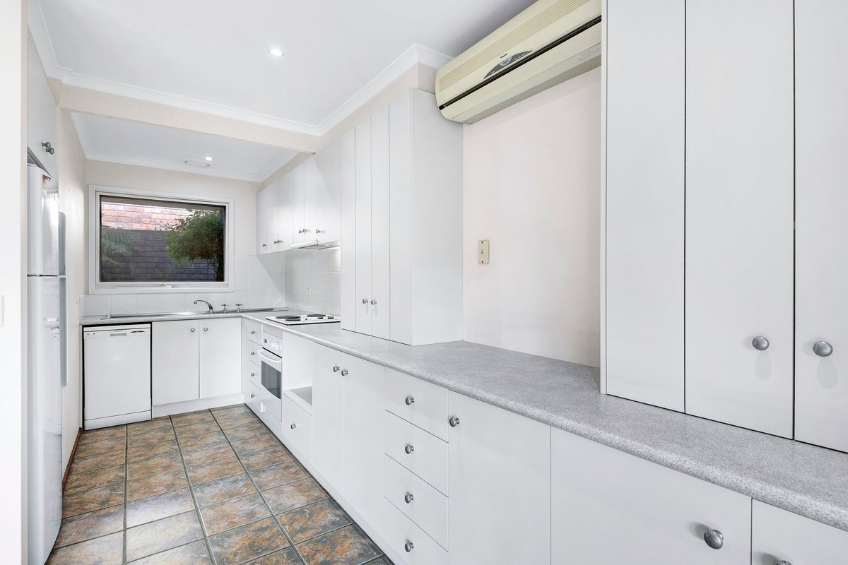 1 / 62 Powell St W  Ocean Grove - Residential for lease