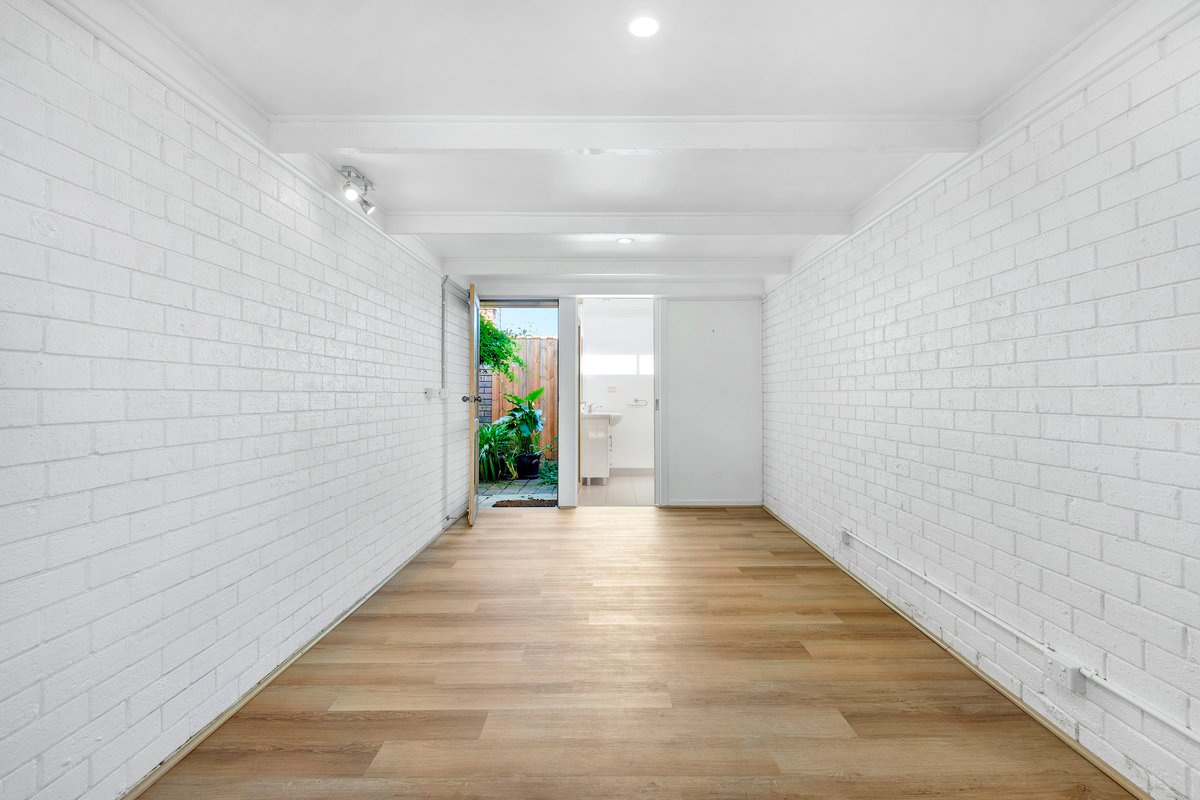 1 / 62 Powell St W  Ocean Grove - Residential for lease