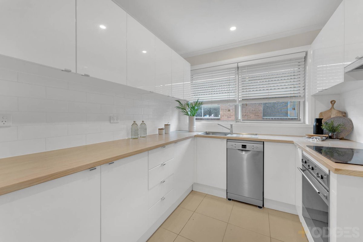 16 / 3-7 Davies Street Mentone - Residential for sale
