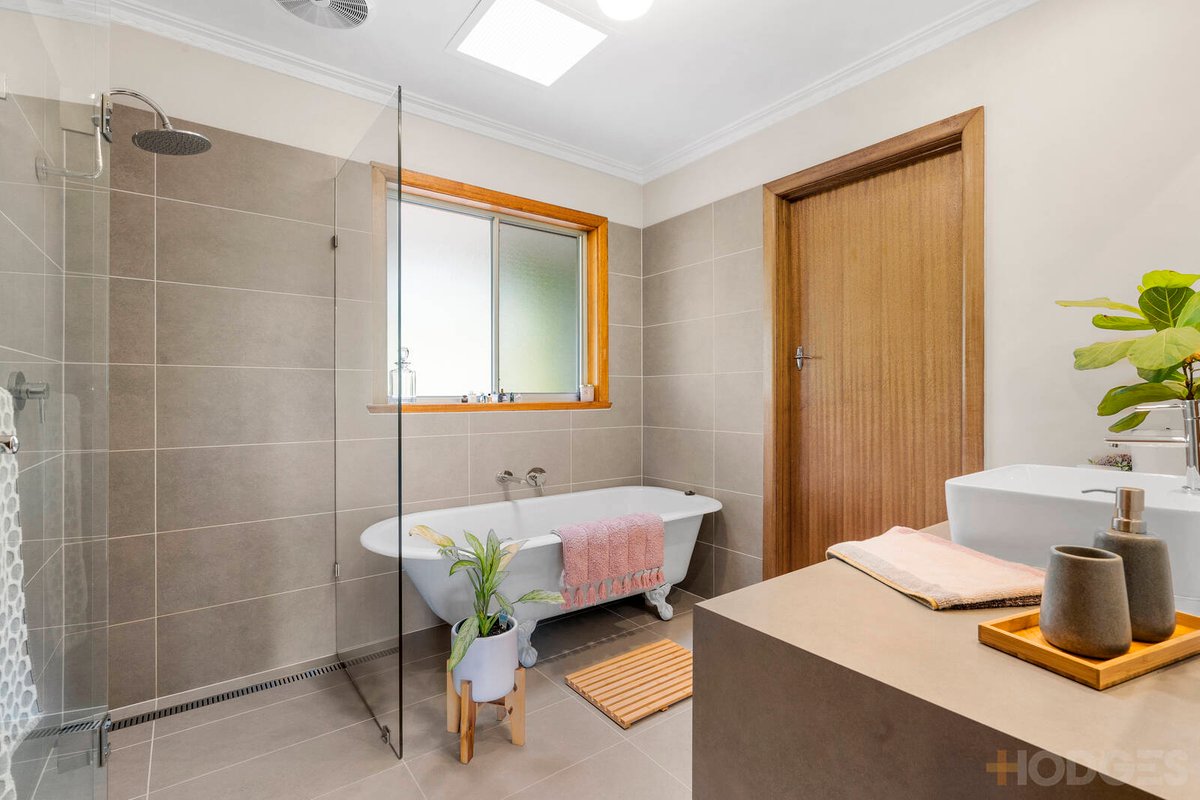 165 Waurn Ponds Drive Waurn Ponds - Residential for sale