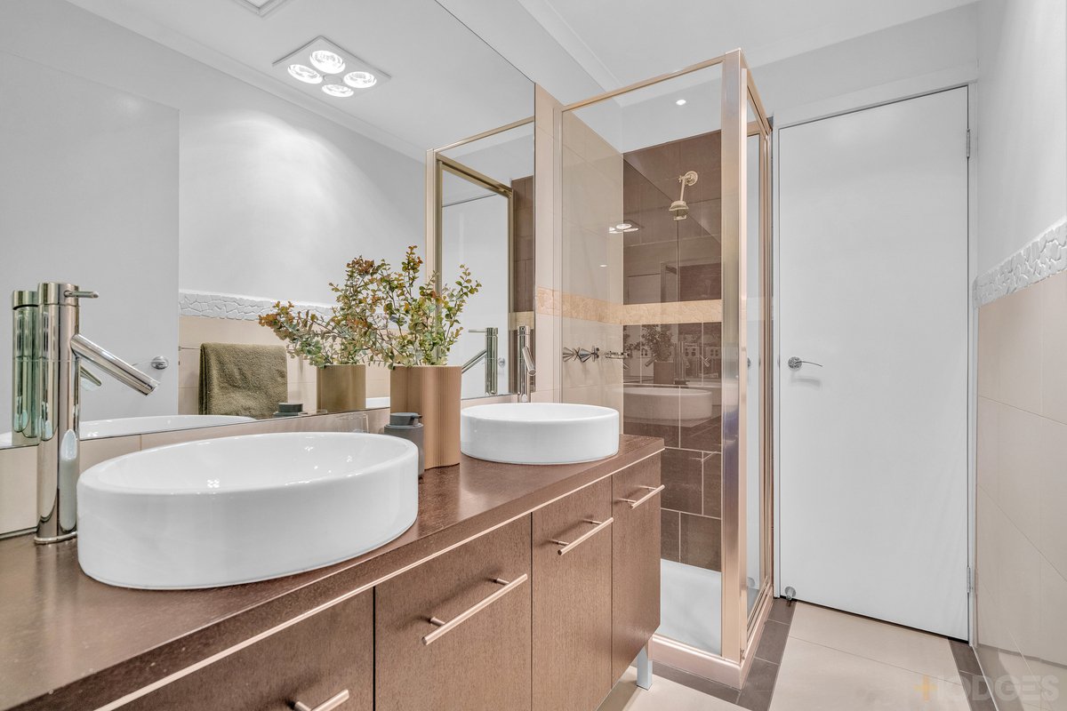 165A Bignell Road Bentleigh East - Residential for sale