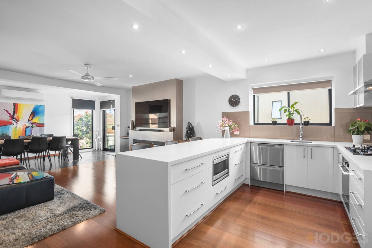 1 / 681-683 Nepean Highway Carrum - Residential for sale