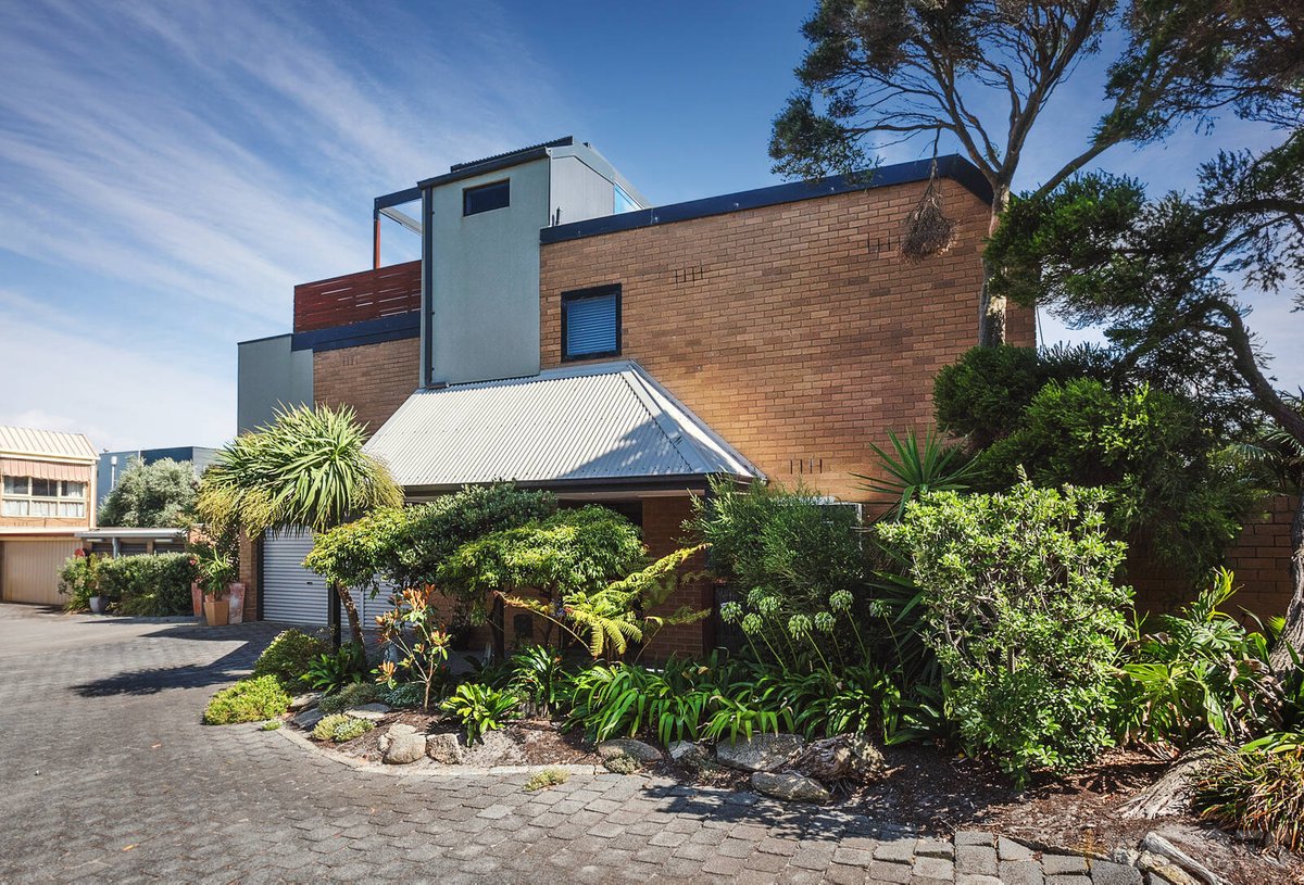 1 / 681-683 Nepean Highway Carrum - Residential for sale