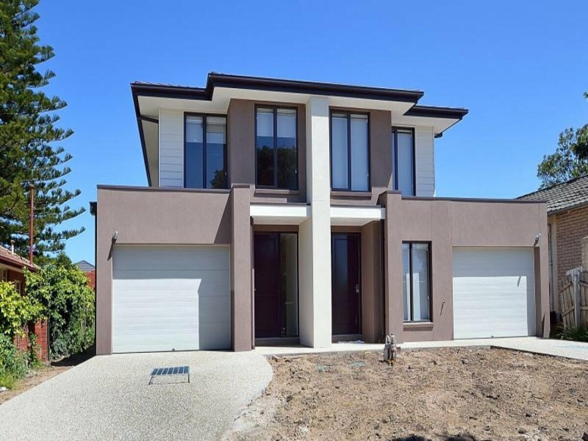 16A Faulkner Street HAMPTON - 3 bedroom property