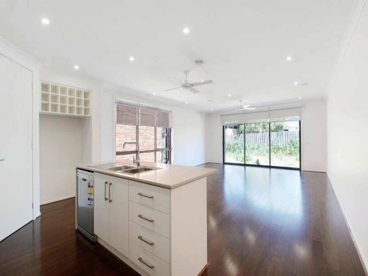 16A Faulkner Street HAMPTON - Residential for lease