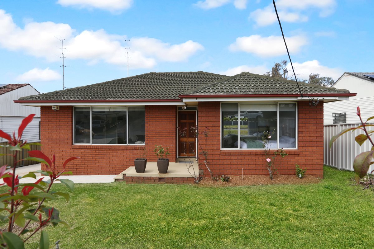 17 Billabong Avenue, DAPTO NSW 2530