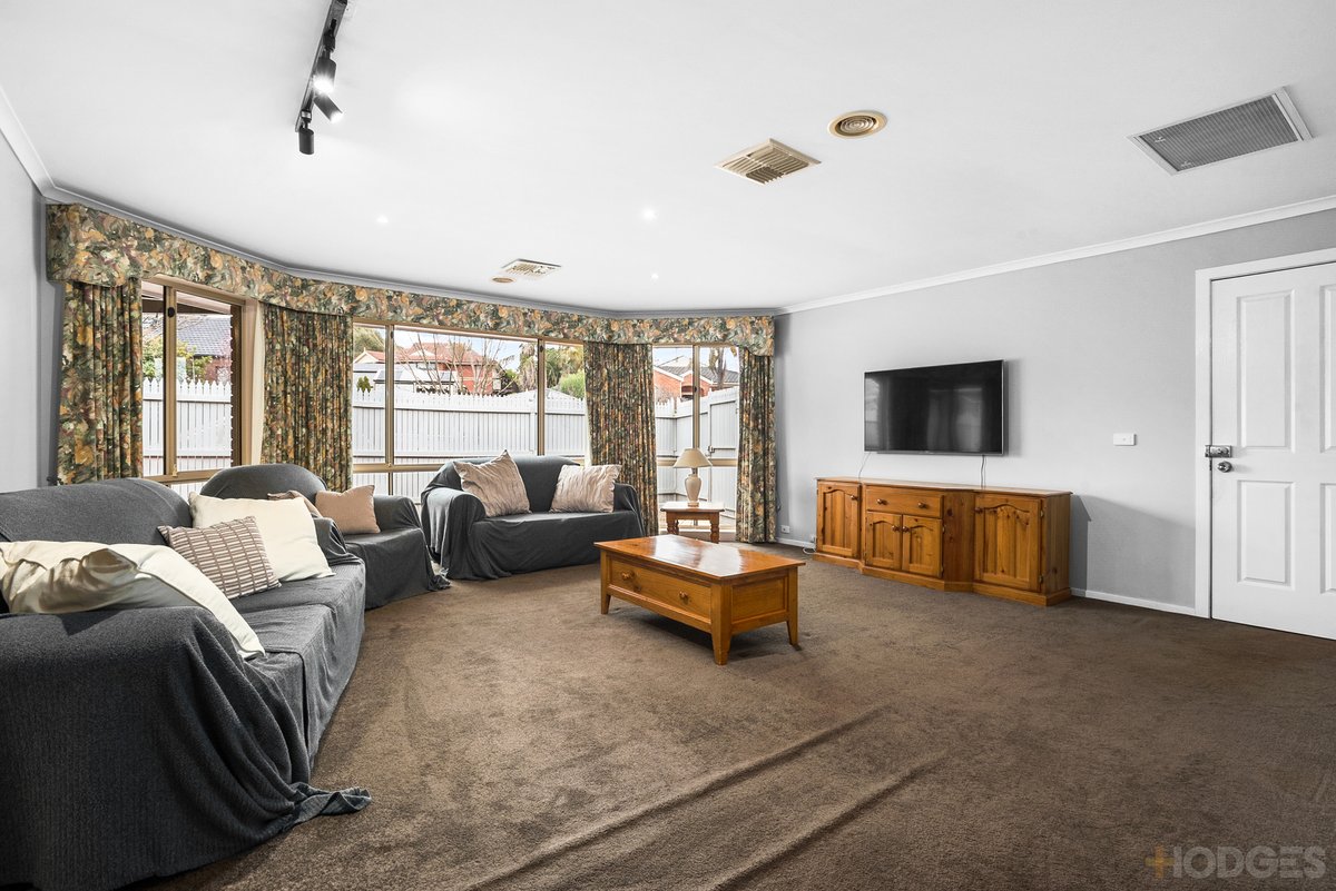 17 Crystal Brook Court Narre Warren South - Residential for sale