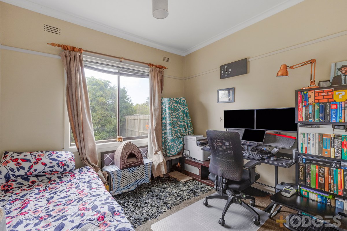 17 Gibbs Street Newcomb - Residential for sale