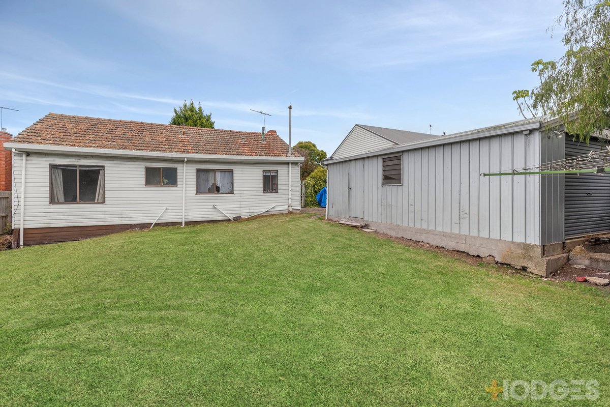 17 Gibbs Street Newcomb - Residential for sale
