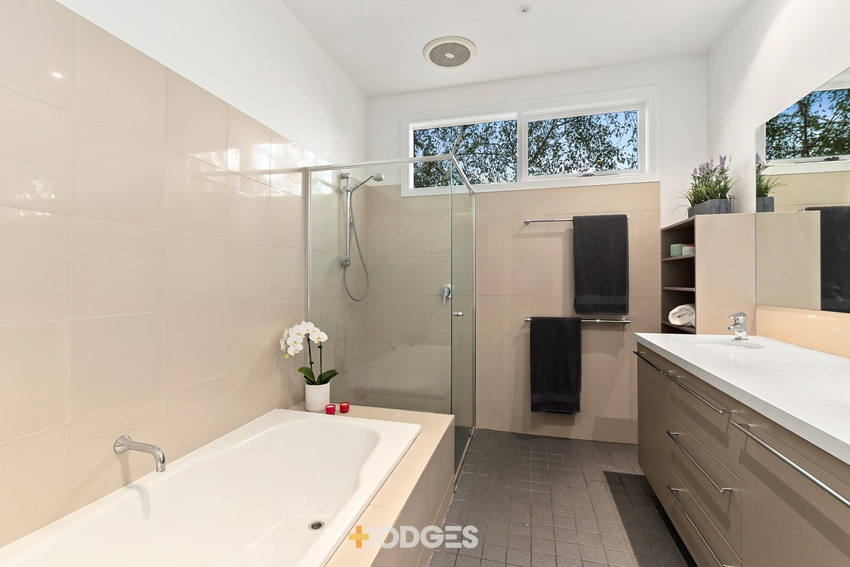 17 Glebe Avenue Cheltenham - Residential for sale