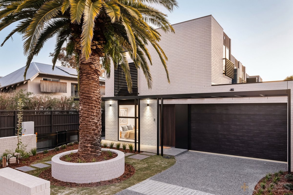 17 Holzer Street Sandringham - Residential for sale