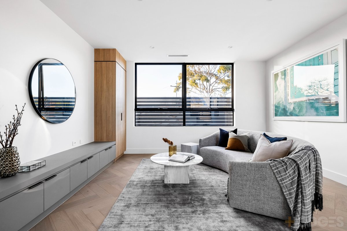 17 Holzer Street Sandringham - Residential for sale