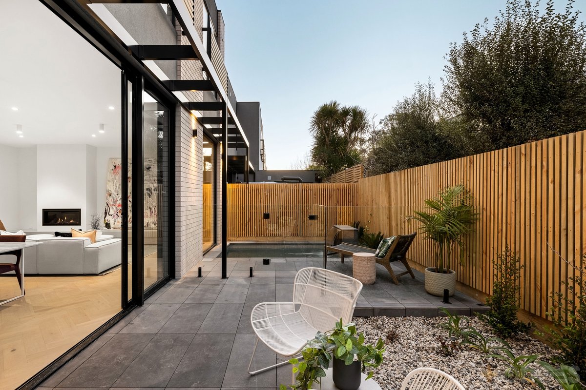 17 Holzer Street Sandringham - Residential for sale