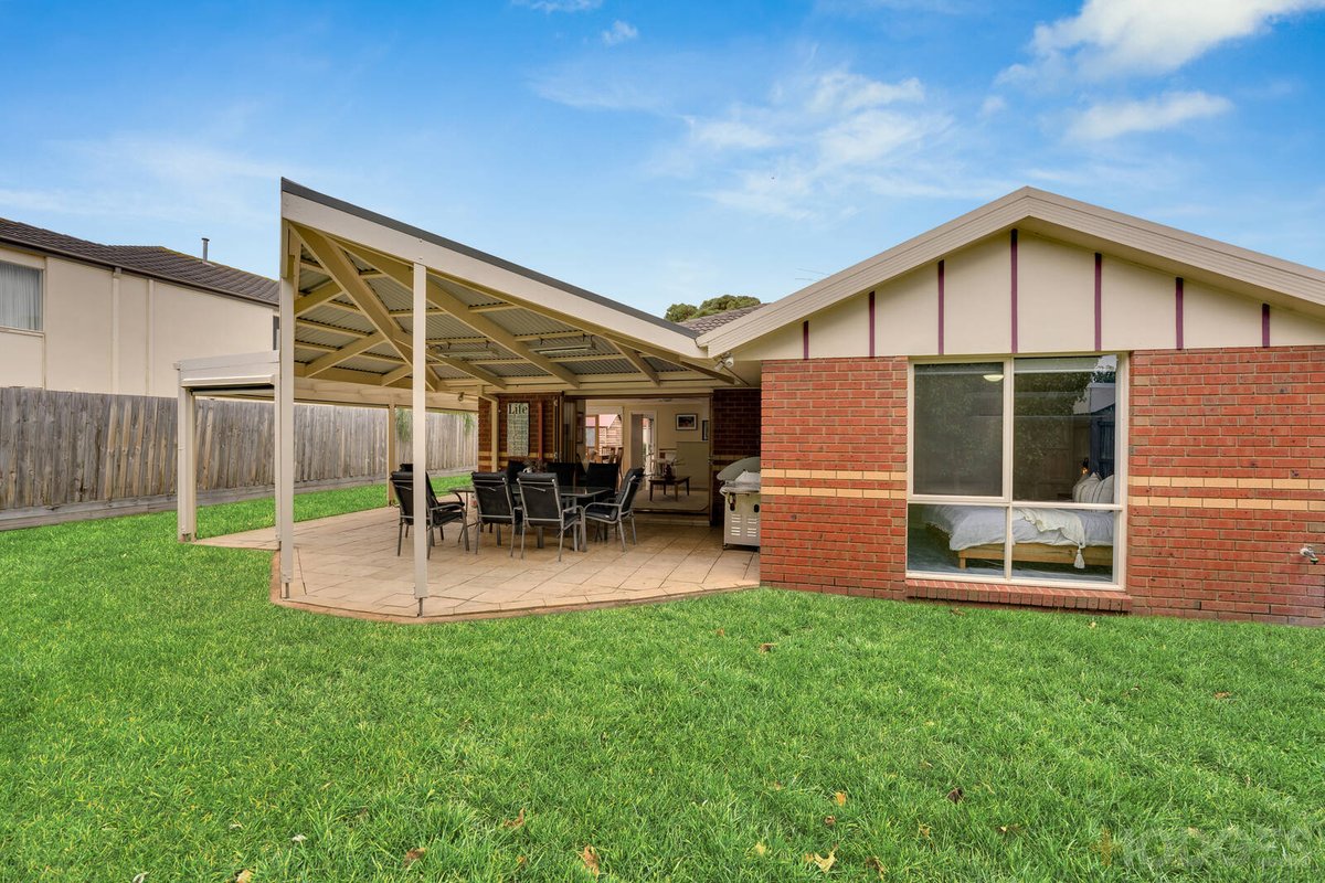 17 Immerset Drive Chelsea Heights - Residential for sale