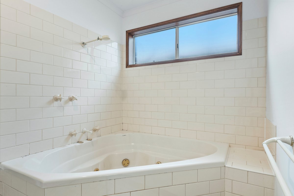 17 Kingfish Ct  Ocean Grove - Residential for lease