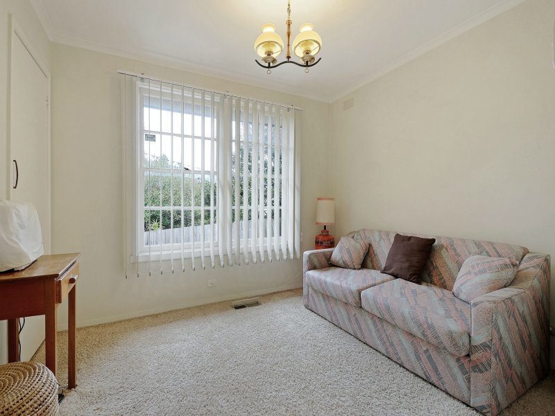 1 / 7 Kitchener Street MENTONE - Residential for sale