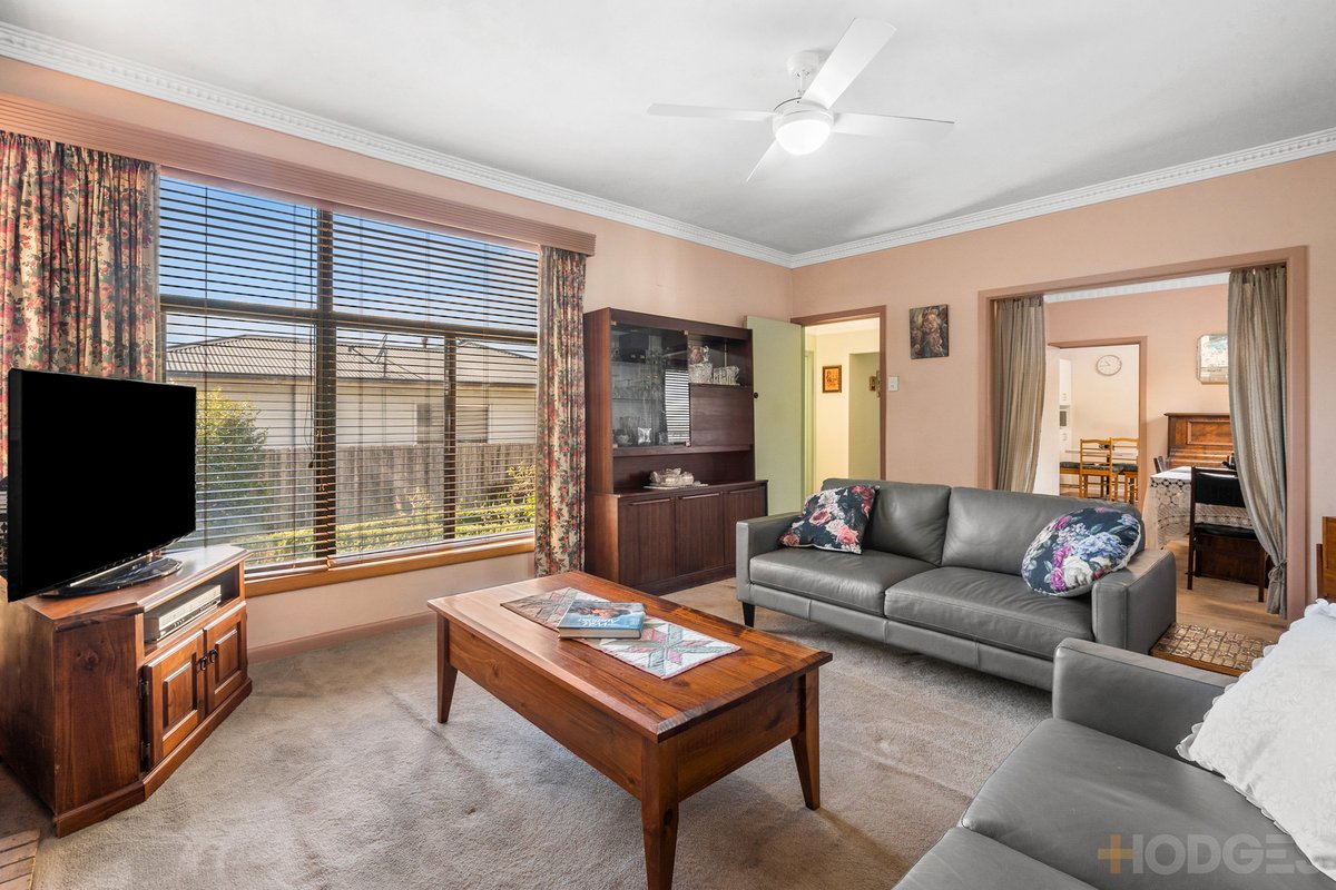 17 Langibanool Avenue Hamlyn Heights - Residential for sale