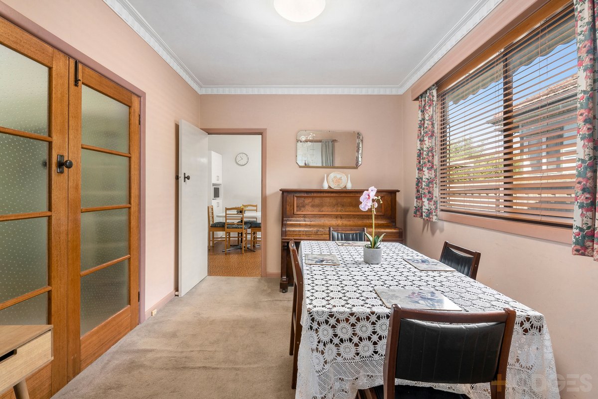 17 Langibanool Avenue Hamlyn Heights - Residential for sale