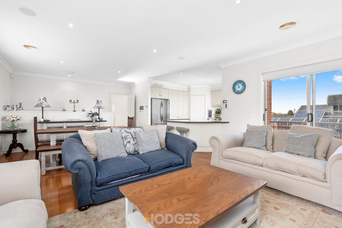 1 / 7 Leigh Road Highton - Residential for sale