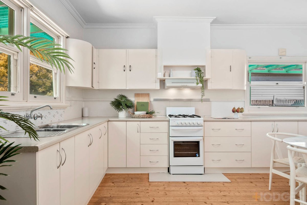 17 Little Avenue Hamlyn Heights - Residential for sale