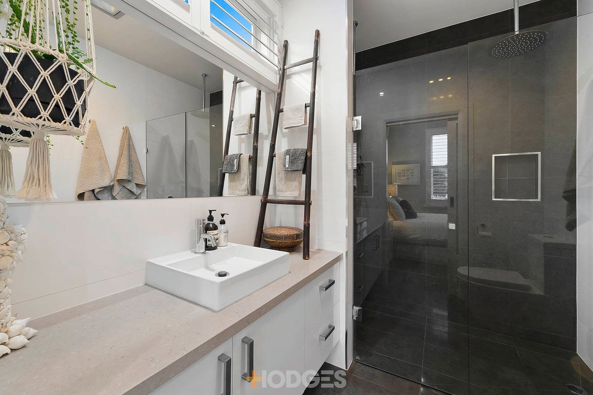 17 Margaret Street Rippleside - Residential for sale