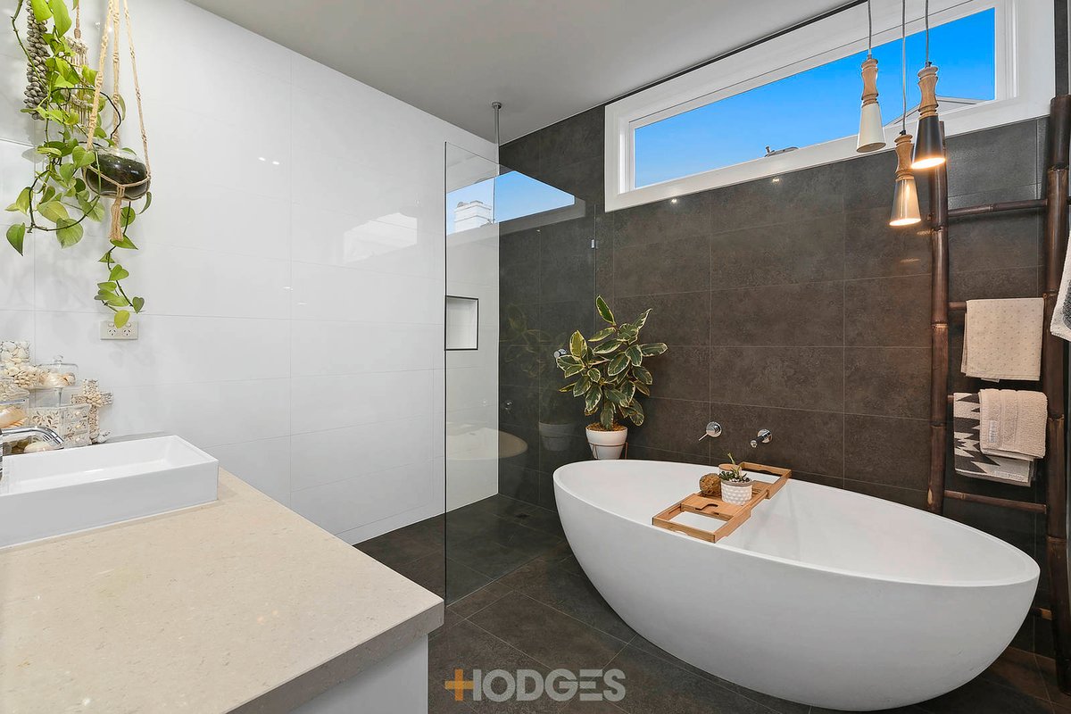 17 Margaret Street Rippleside - Residential for sale