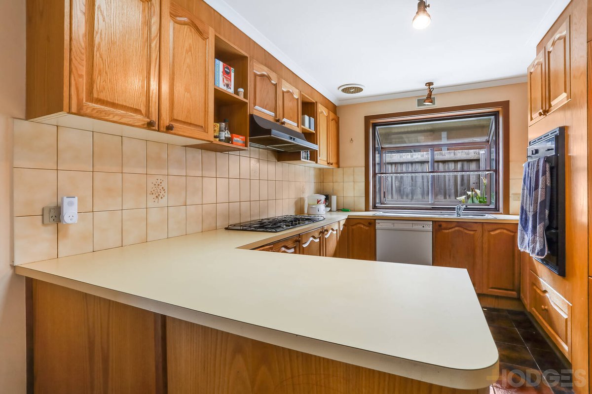 17 Mccormack Crescent Hoppers Crossing - Residential for sale