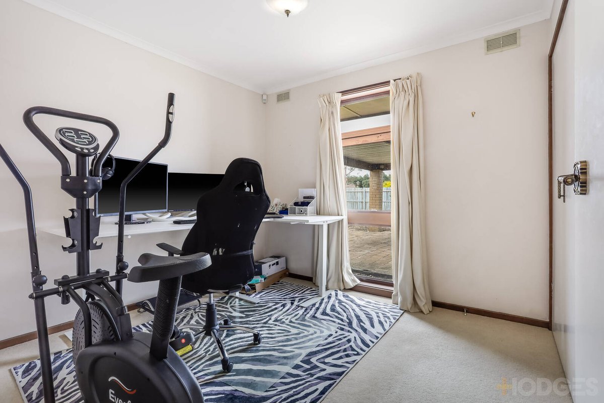 17 Mccormack Crescent Hoppers Crossing - Residential for sale
