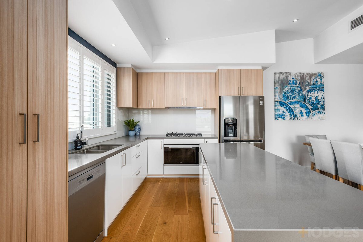 17 Newington Parade Chelsea - Residential for sale