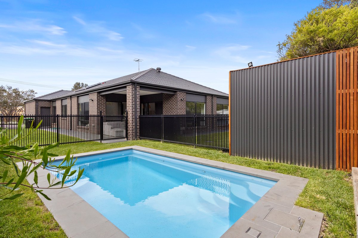 17 Niblick Street RYE - Residential for sale
