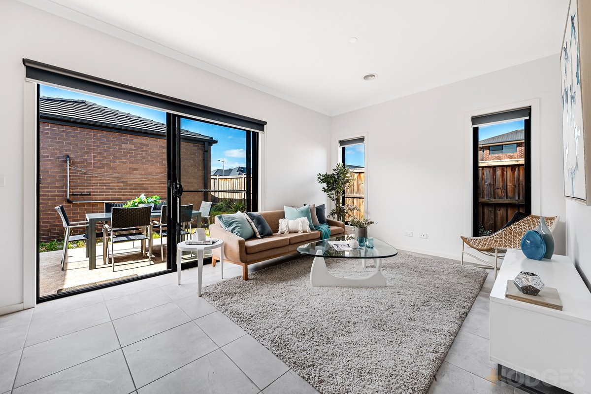 17 Papaya Walk Manor Lakes - Residential for sale