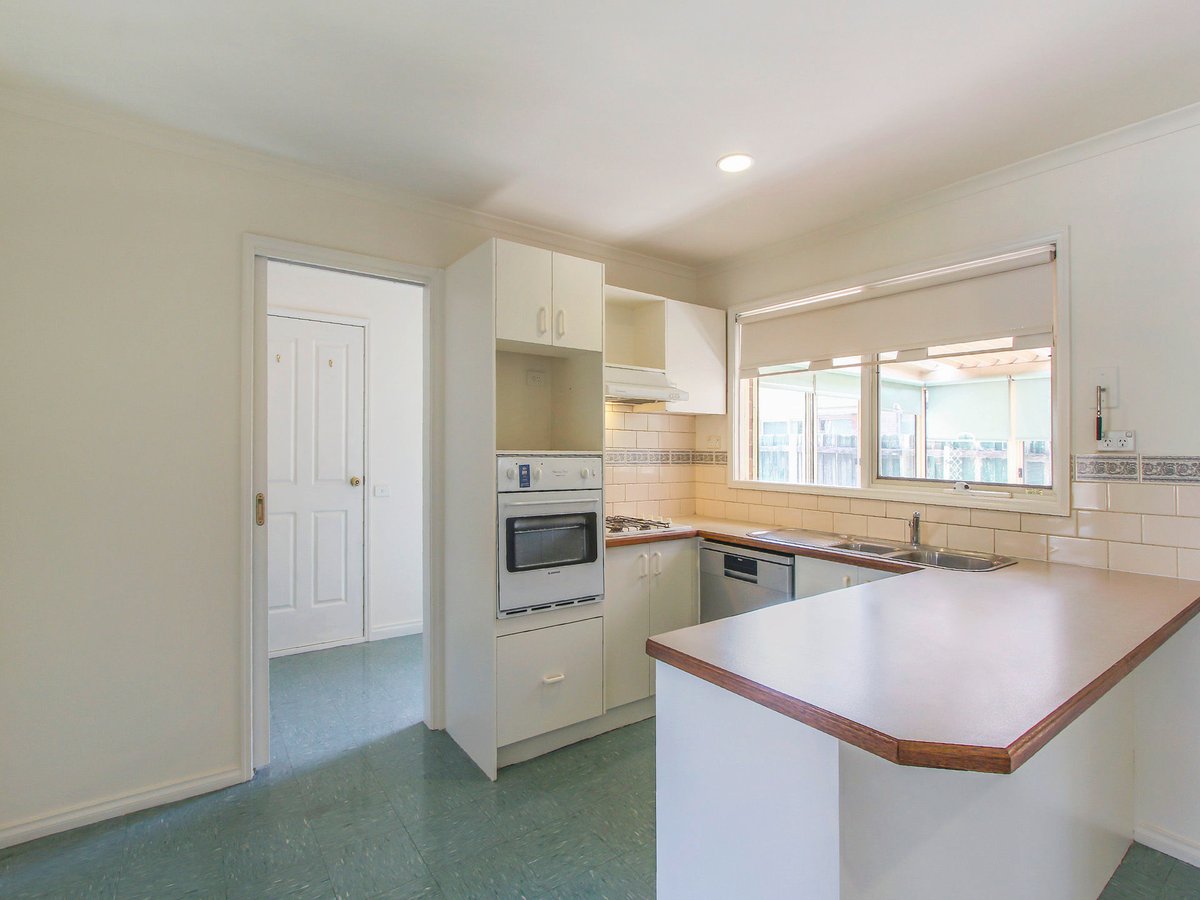 1 / 7 Parkview Drive ASPENDALE - Residential for sale
