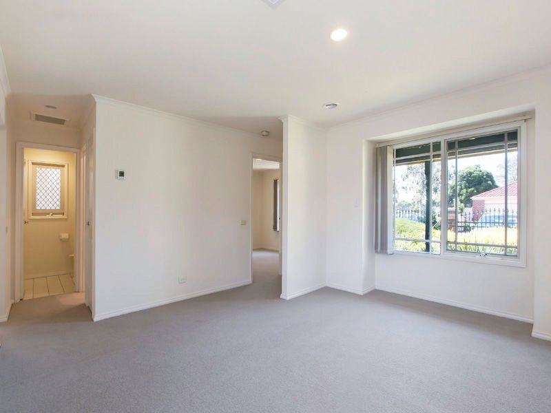 1 / 7 Parkview Drive ASPENDALE - Residential for sale