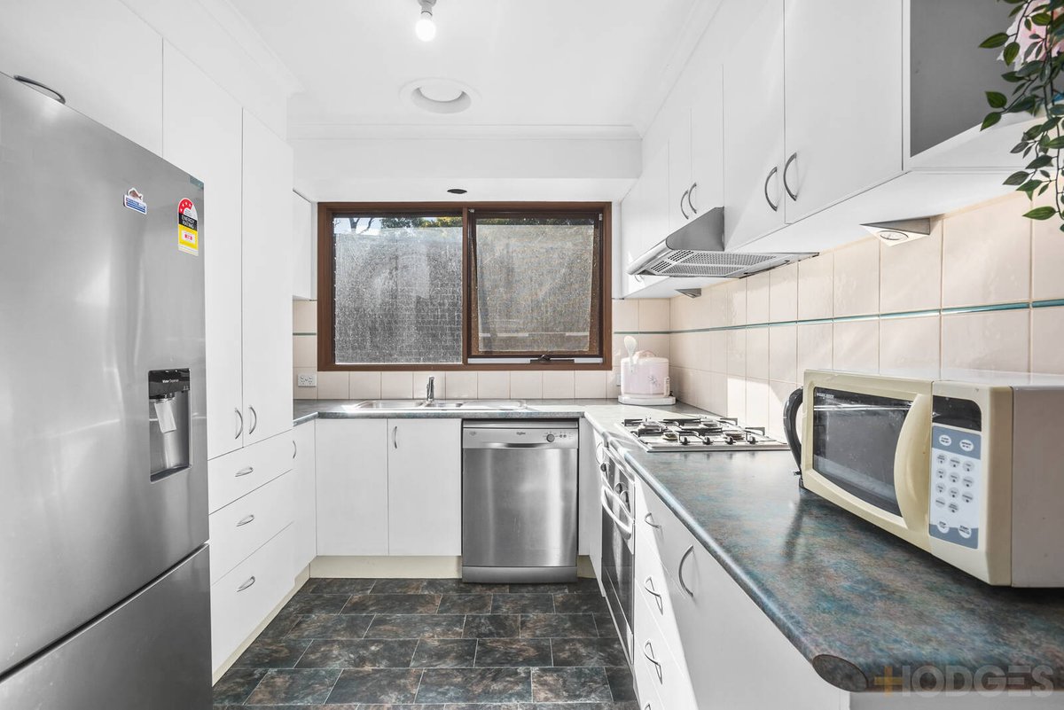 17 Phillip Court Cranbourne North - Residential for sale