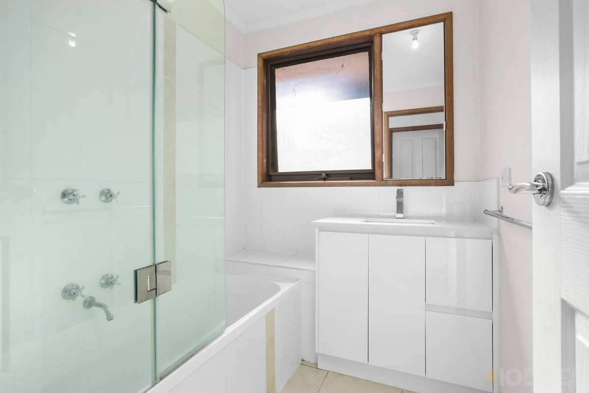 17 Phillip Court Cranbourne North - Residential for sale