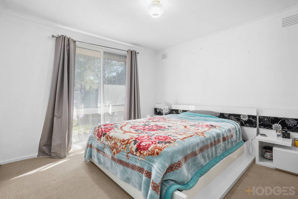 17 Phillip Court Cranbourne North - Residential for sale