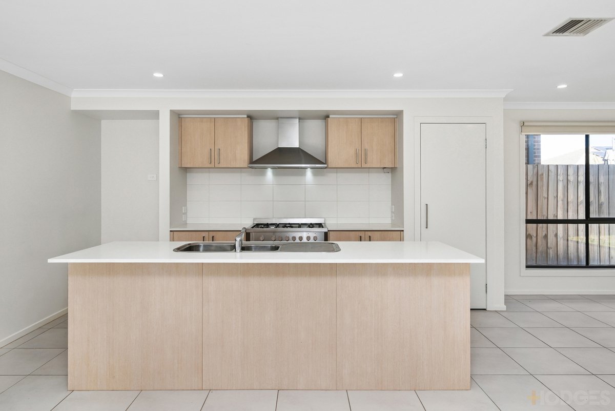 17 Princes Circuit Wallan - Residential for sale