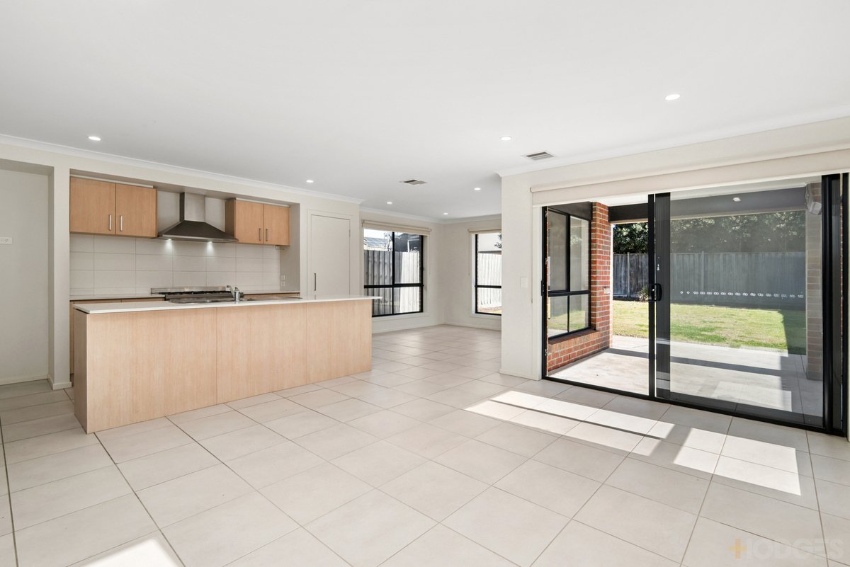 17 Princes Circuit Wallan - Residential for sale