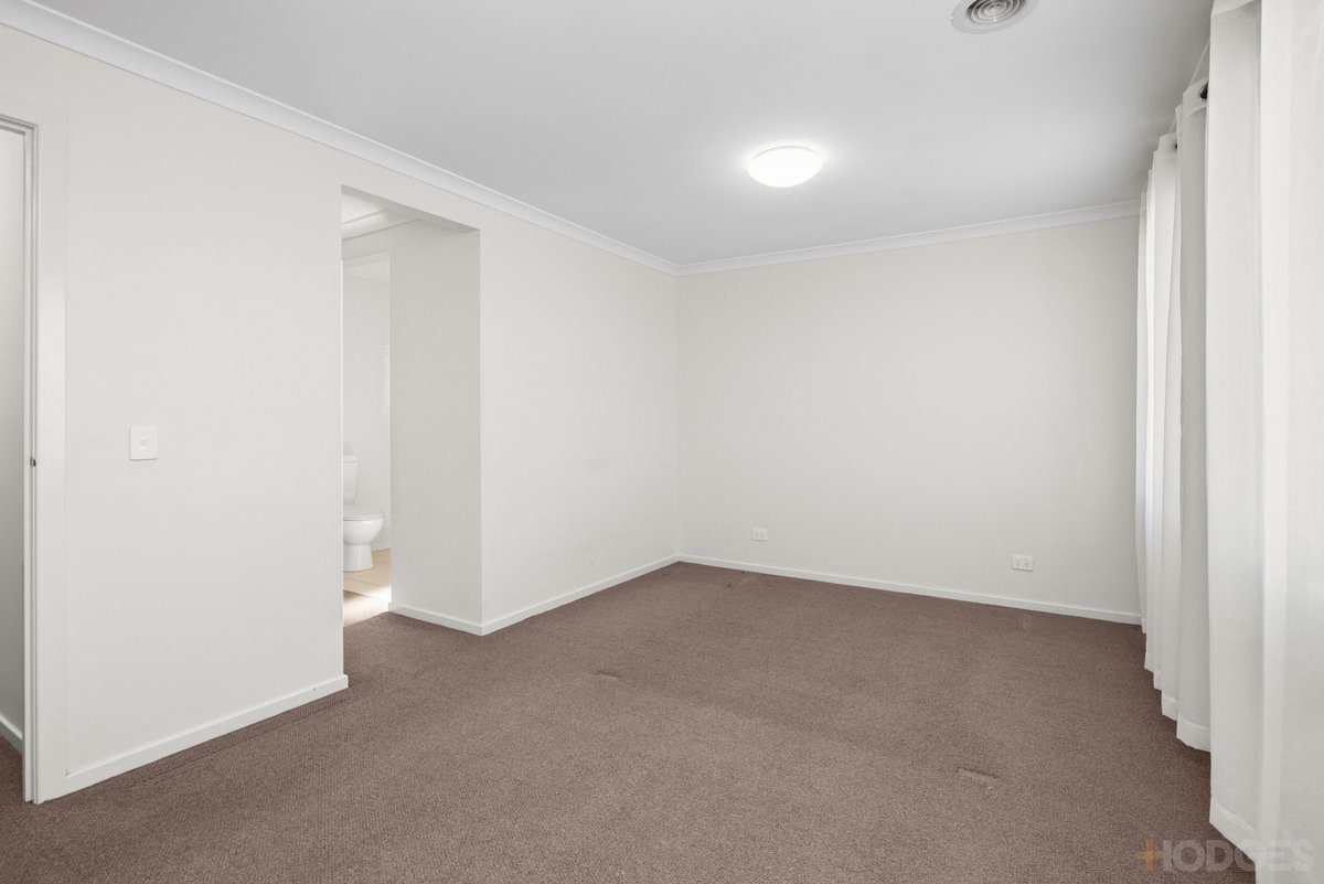 17 Princes Circuit Wallan - Residential for sale