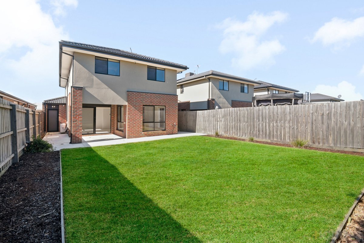 17 Princes Circuit Wallan - Residential for sale