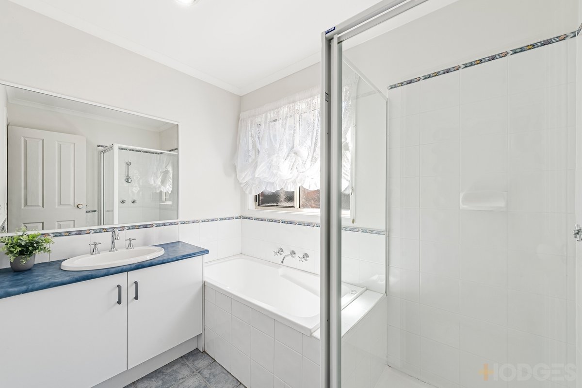 17 Provence Grove Hoppers Crossing - Residential for sale
