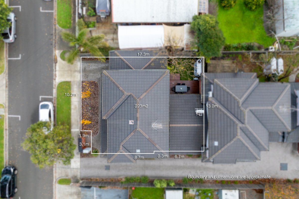 1 / 7 Reid Street FRANKSTON - Residential for sale