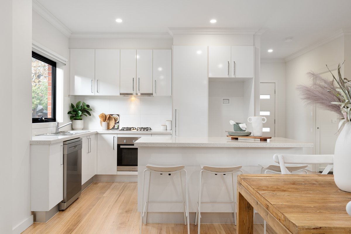 1 / 7 Reid Street FRANKSTON - Residential for sale
