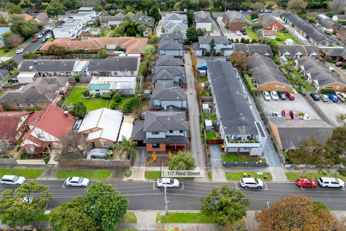 1 / 7 Reid Street FRANKSTON - Residential for sale