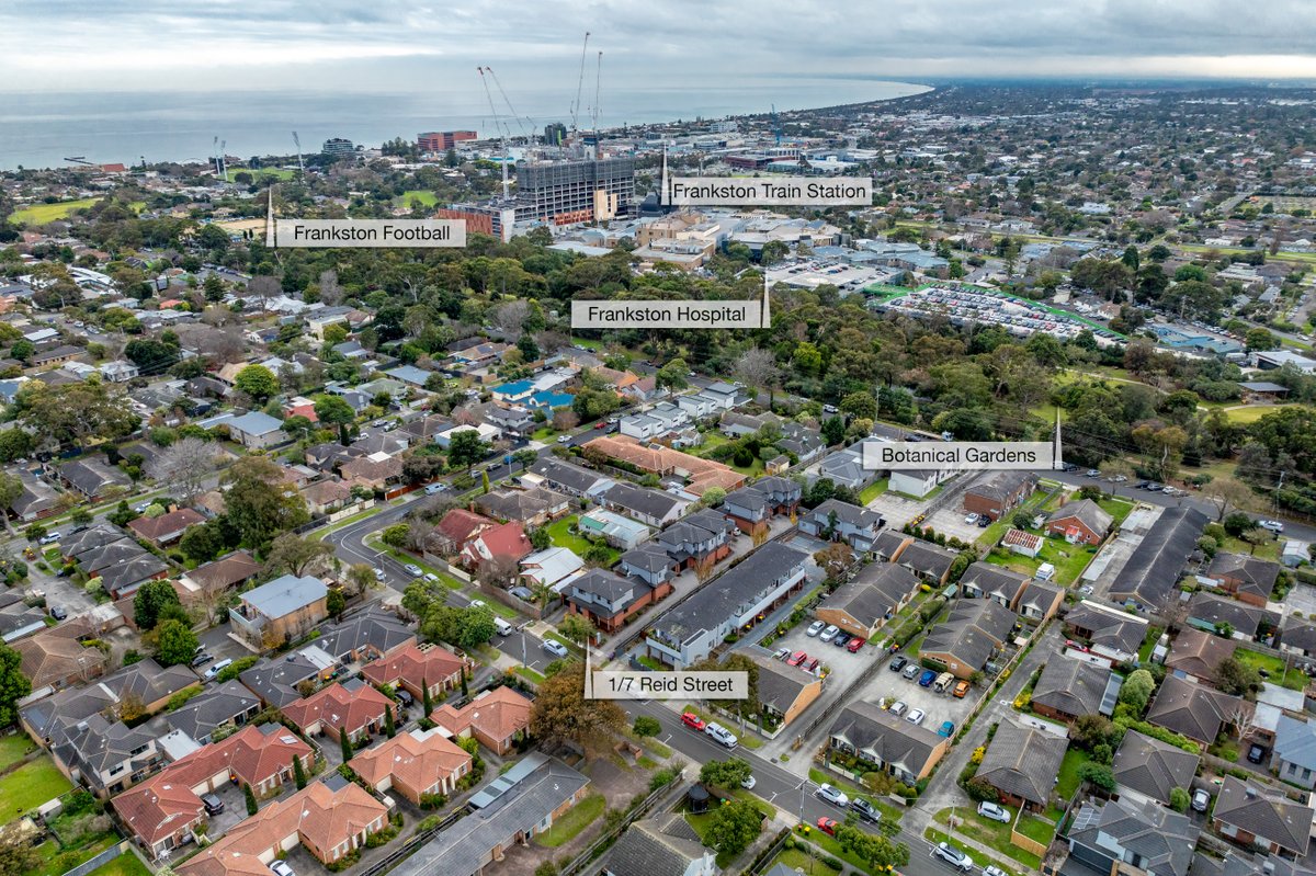 1 / 7 Reid Street FRANKSTON - Residential for sale