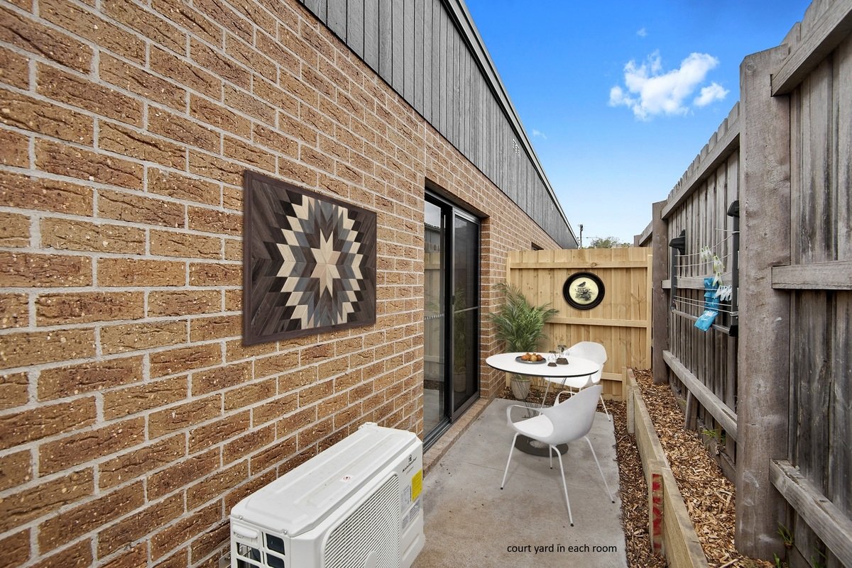 17 Royle Street Street Frankston - Residential for sale