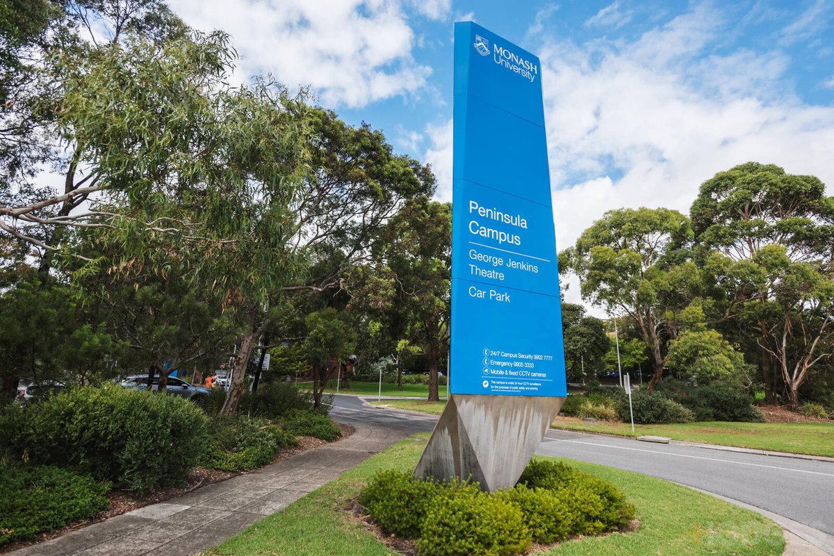 1 / 7 Saint Johns Avenue Frankston - Residential for sale