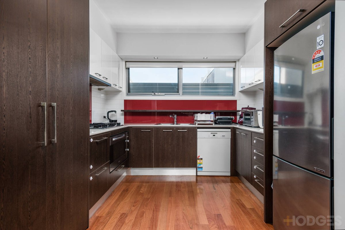 17 Silverbanks Grove Mentone - Residential for sale